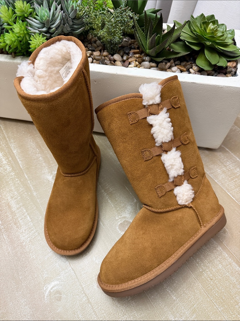 NWOT! Size 2 Girls Koolaburra by UGG Chestnut Shearling-Trim Tall Kids Boots
